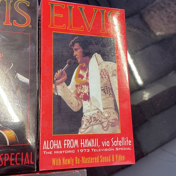 Elvis collection VHS - Picture 3 of 4
